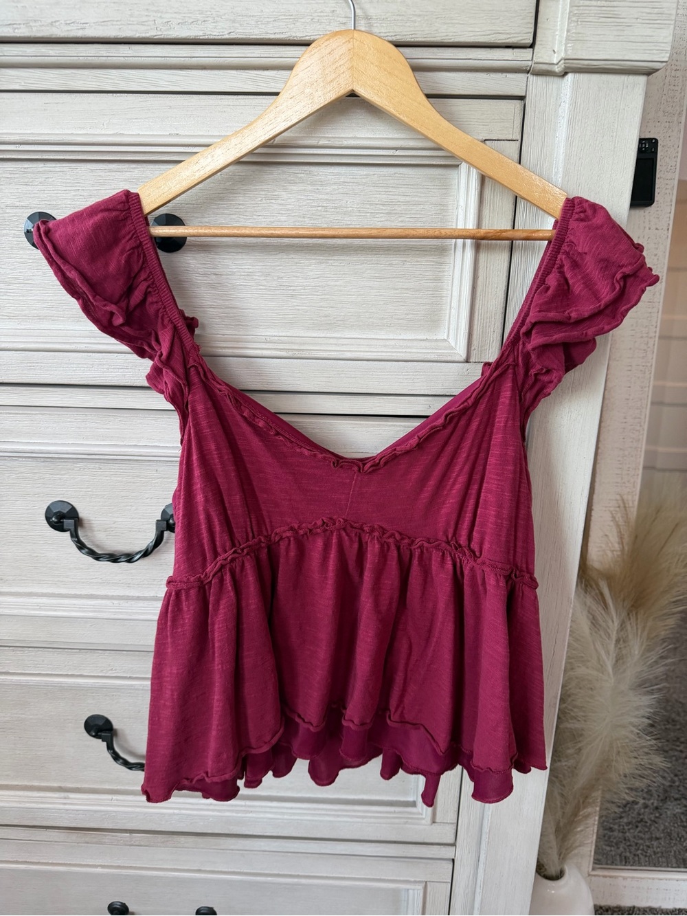 Francesca's Collections Burgundy Ruffled Peplum Crop Top